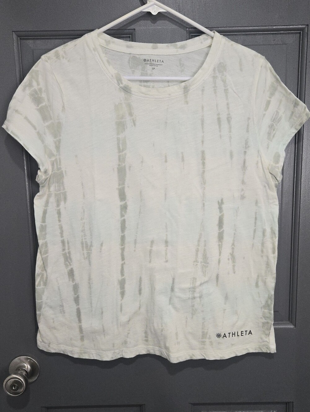 Athleta Pale Green Tie-Dye Short Sleeve Tee